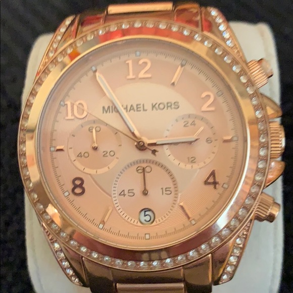Michael Kors Watch - Picture 1 of 2